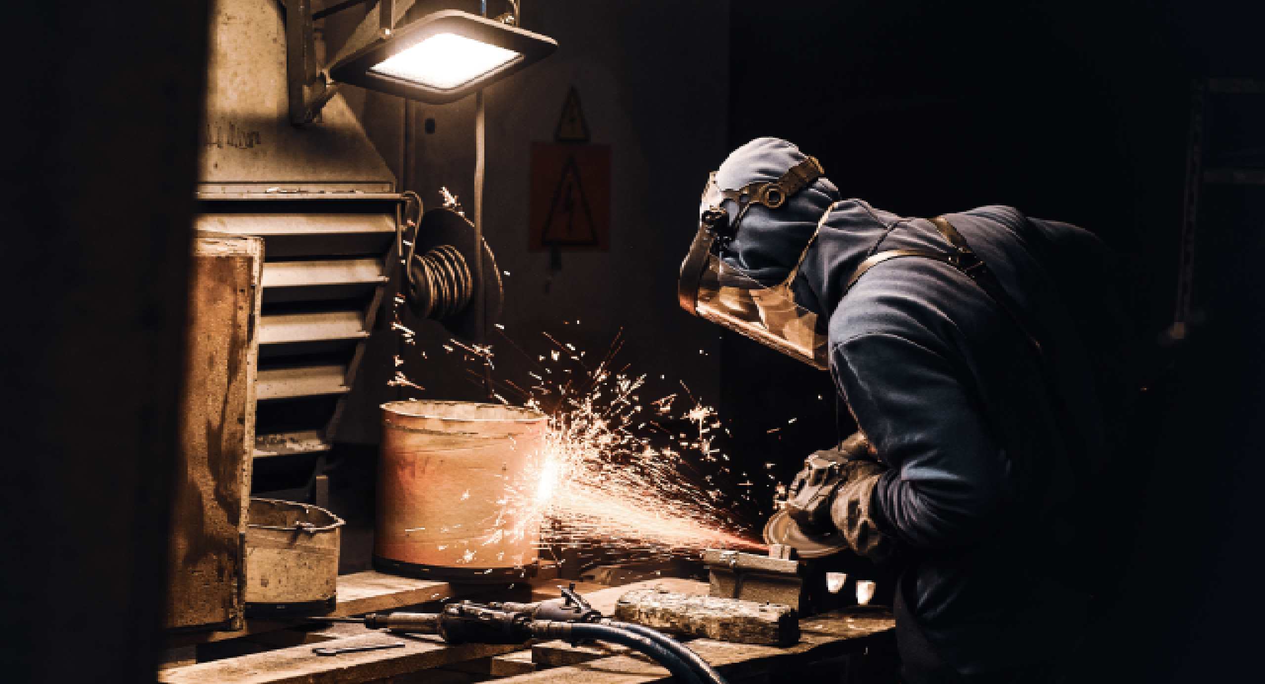 The Rise of Portability – Benefits of a Handheld Laser Welding Machine and Mini Systems