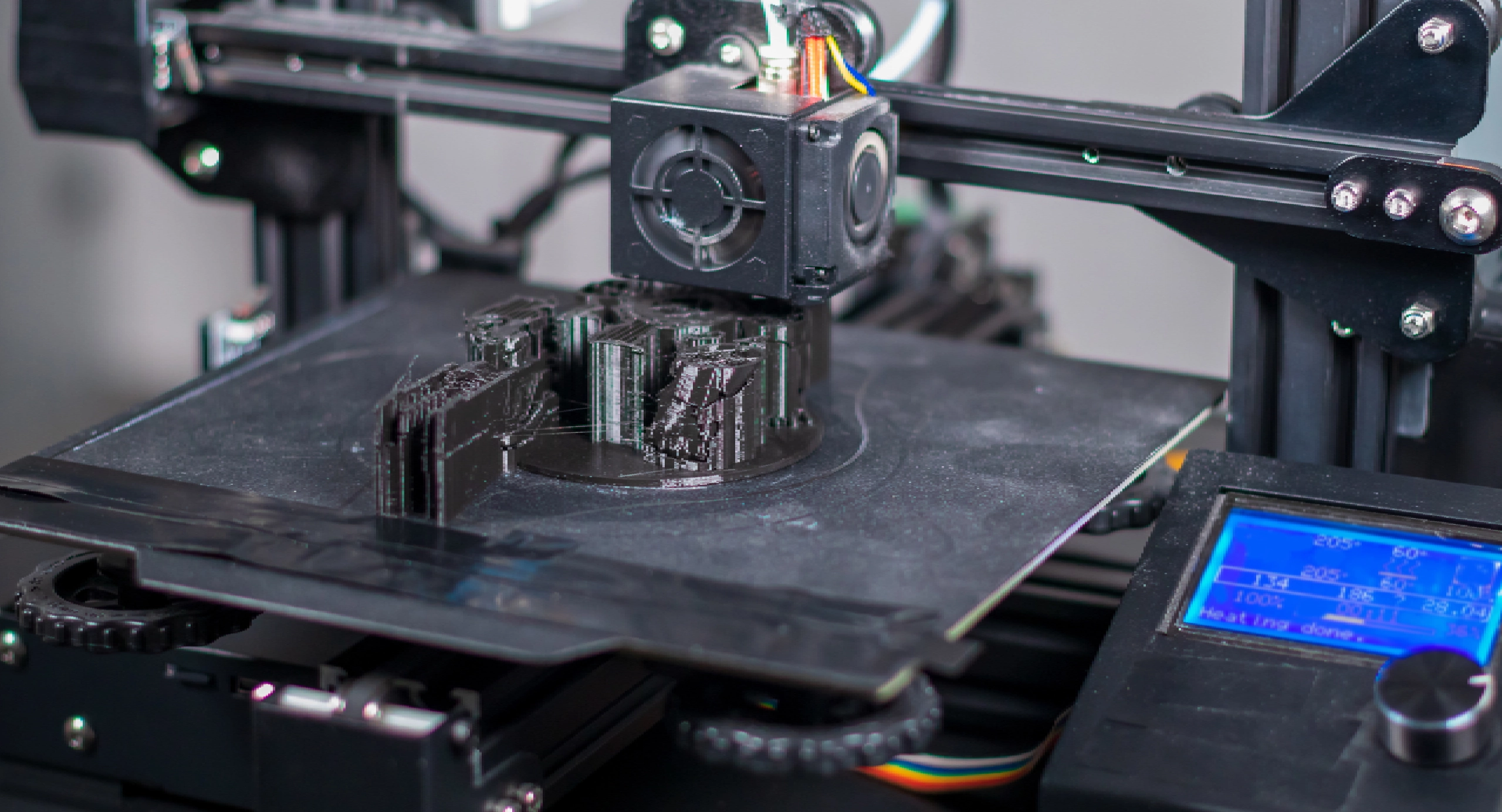Navigating the Market – Finding the Best 3D Printing Machine and Service Near Me