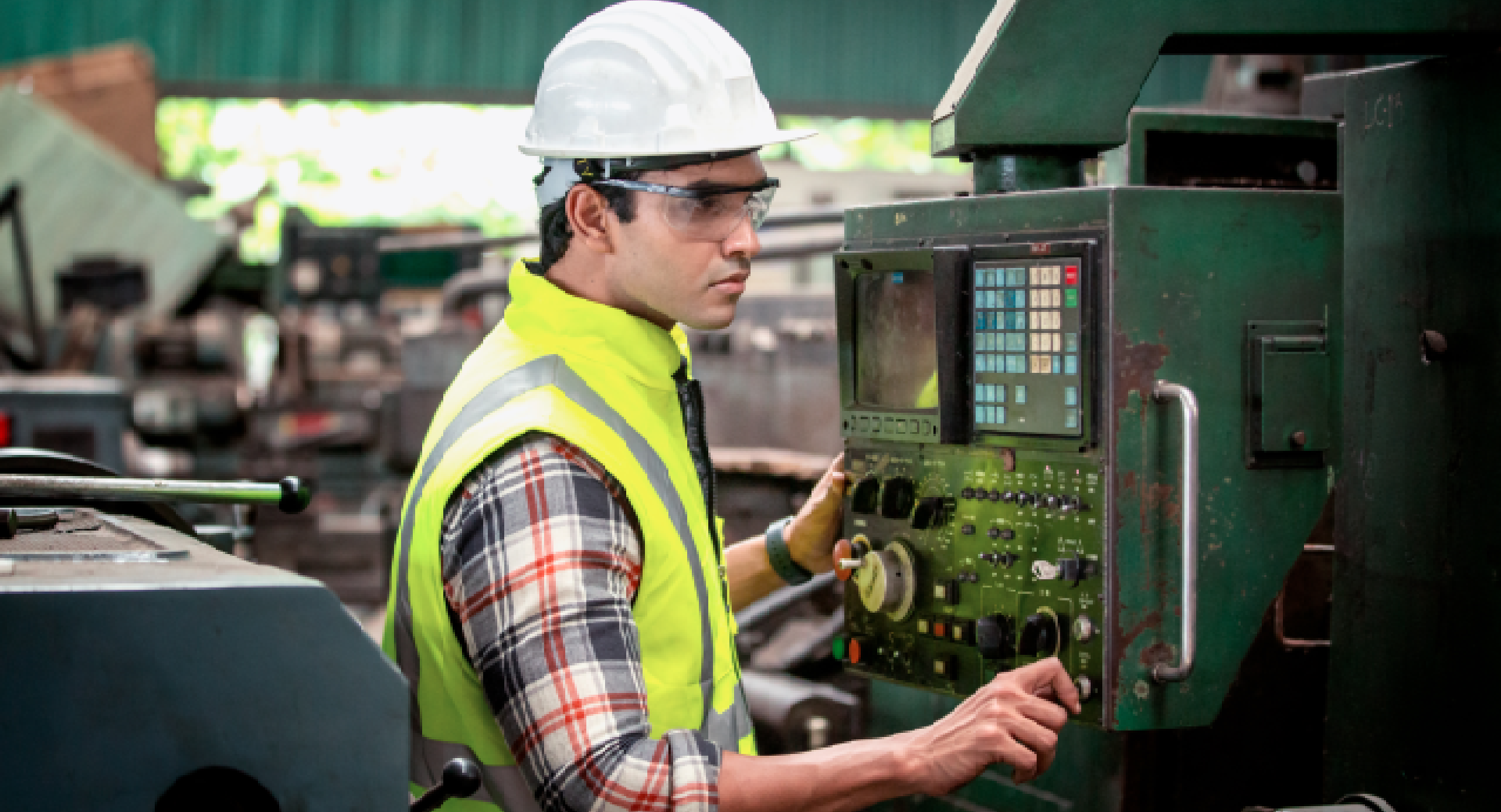 More Than a Sale – Why Metal Laser Cutting Machine Manufacturers in India Need Excellent After-Sales Support